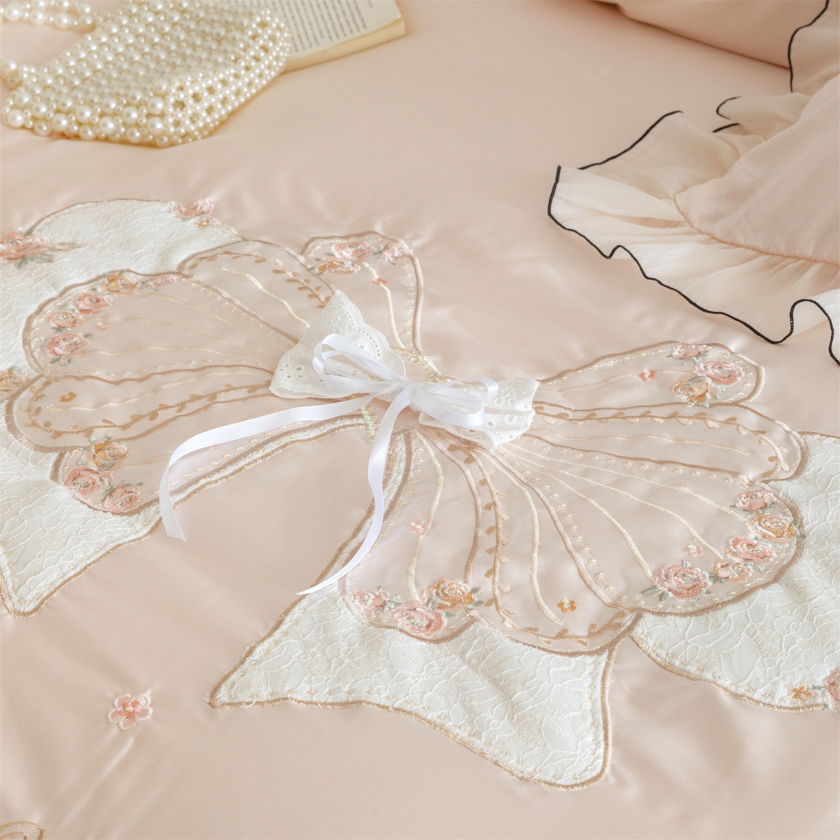 91家纺网 家纺一手货源 找家纺 绒棉世家 2026新款夏被韩版夏被四件套刺绣款直播热款 花仙子-粉