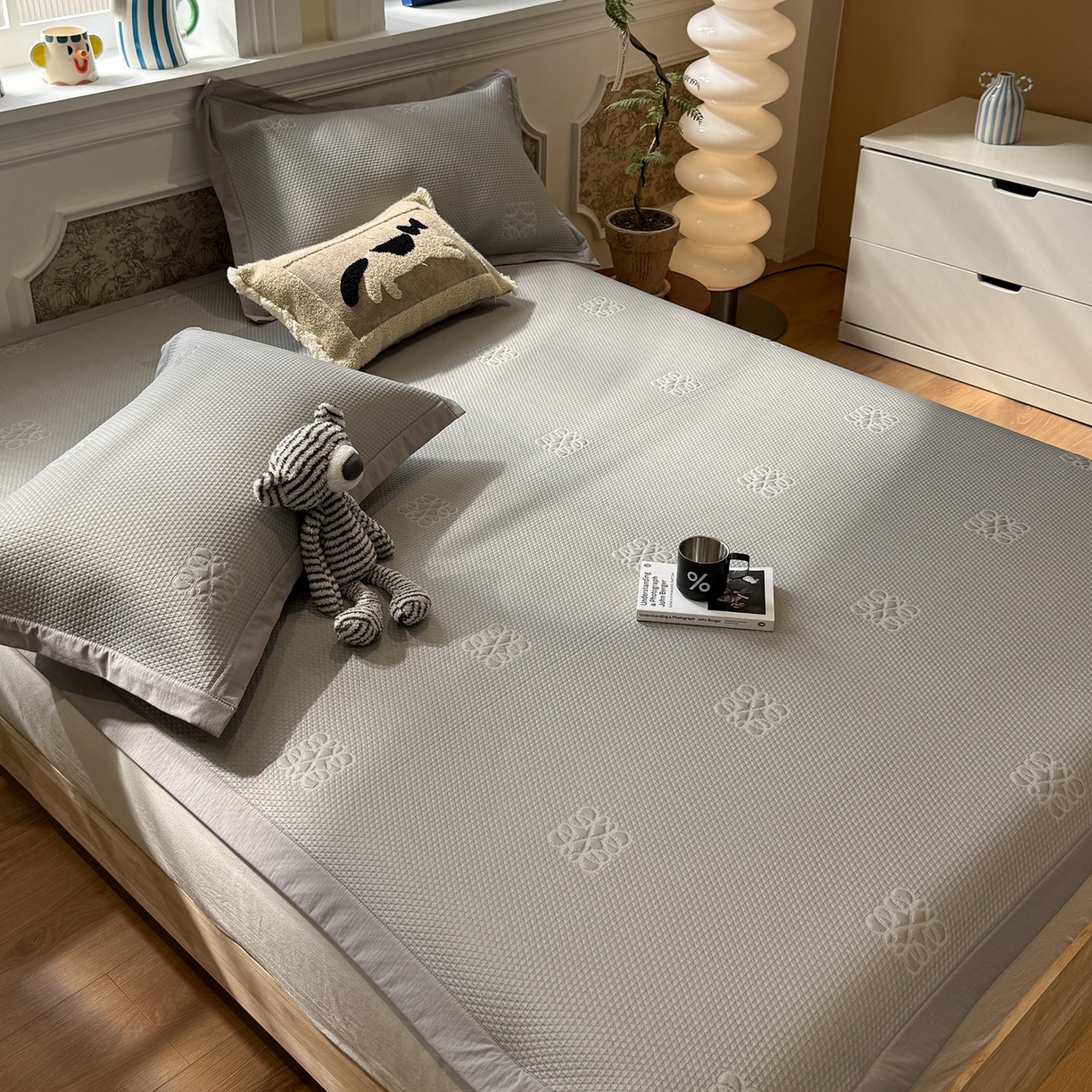 91家纺网 家纺一手货源 找家纺 GUJARY古家丽 2026新款A类云柔凉感豆豆席五花席 罗意威灰