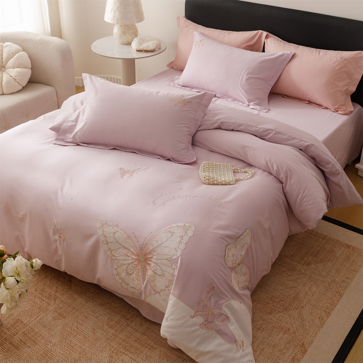 91家纺网 家纺一手货源 找家纺 绒棉世家 2026直播热款纯棉全棉100%刺绣四件套百分百 蝶梦-紫