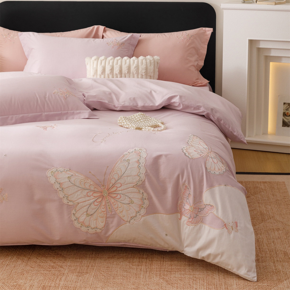 91家纺网 家纺一手货源 找家纺 绒棉世家 2026直播热款纯棉全棉100%刺绣四件套百分百 蝶梦-紫