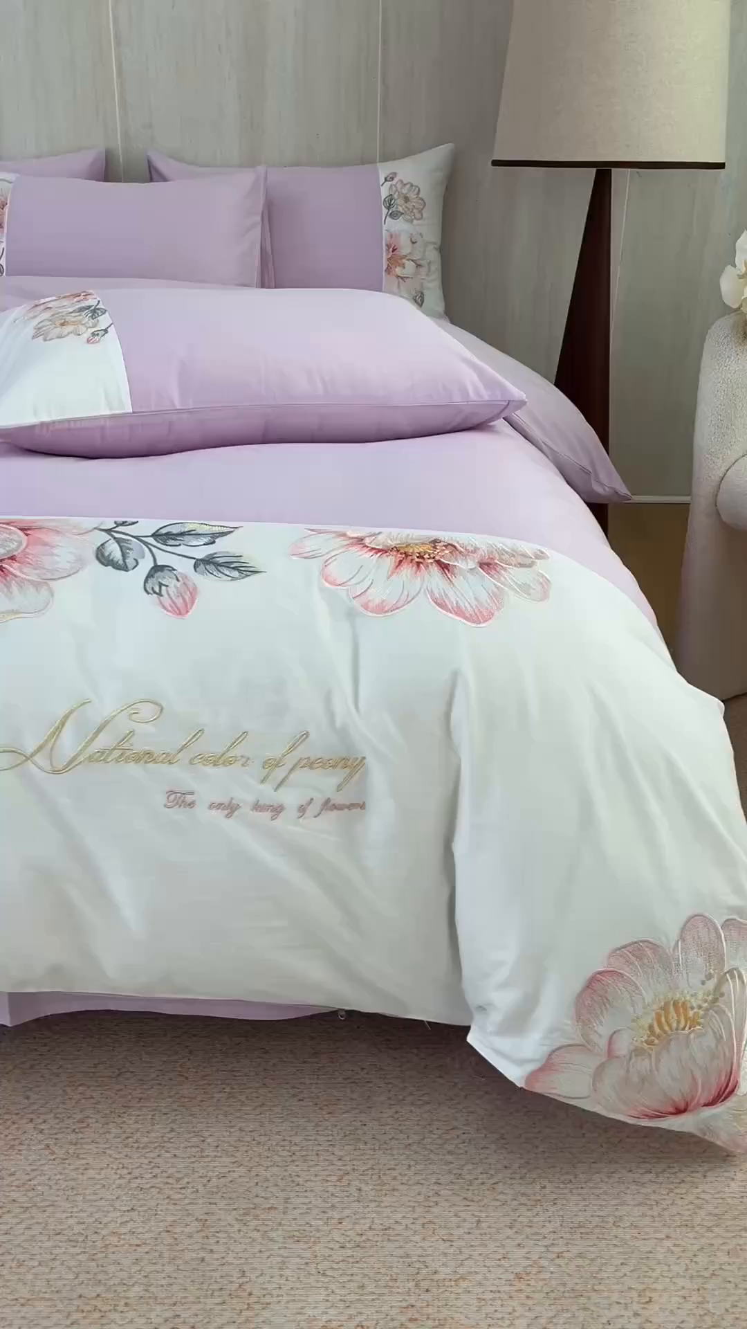 91家纺网 家纺一手货源 找家纺 绒棉世家 2026直播热款纯棉全棉100%刺绣四件套百分百 欧洛拉-紫