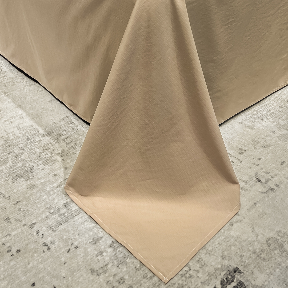 91家纺网 家纺一手货源 找家纺 金梦拉家纺 2026新款凉感天丝竹节纱大宽边一字绣夏被空调被夏凉被四件套 初妍