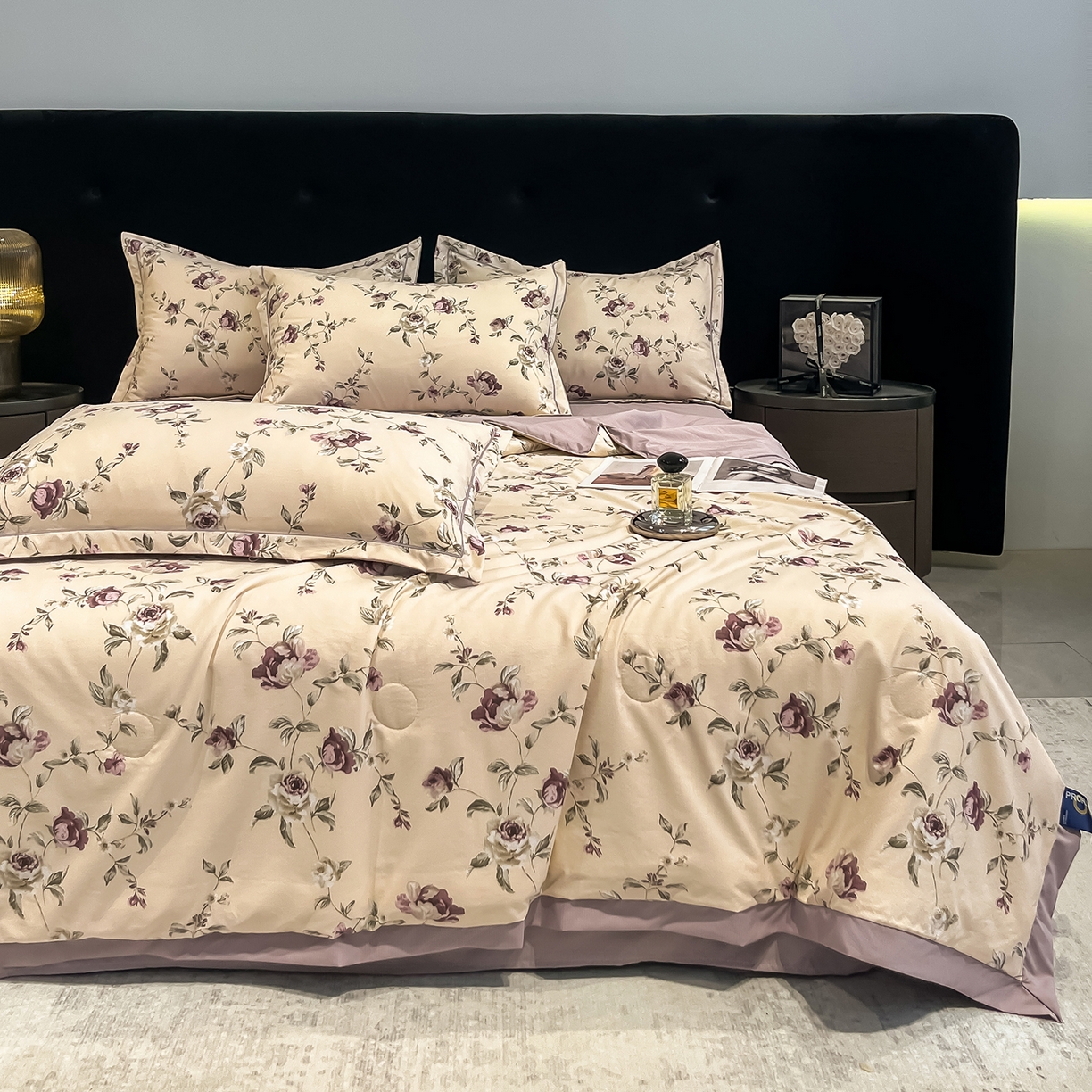 金梦拉家纺 2026新款凉感天丝竹节纱大宽边一字绣夏被空调被夏凉被四件套 繁希紫