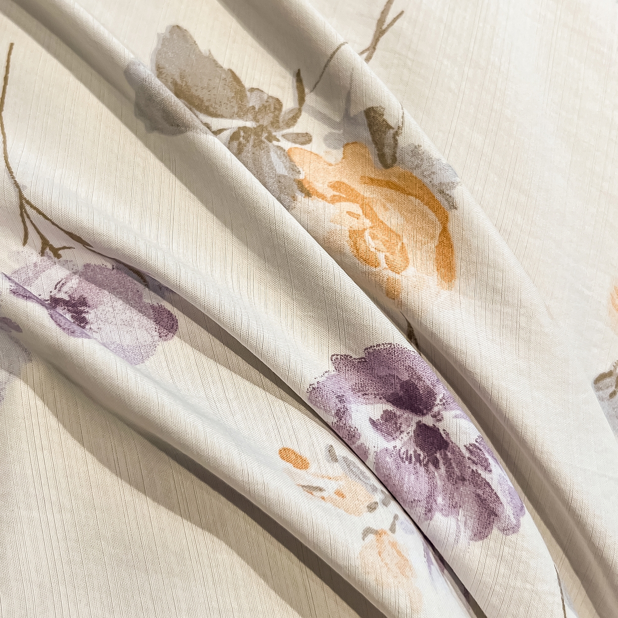 91家纺网 家纺一手货源 找家纺 金梦拉家纺 2026新款凉感天丝竹节纱大宽边一字绣夏被空调被夏凉被四件套 幻境紫