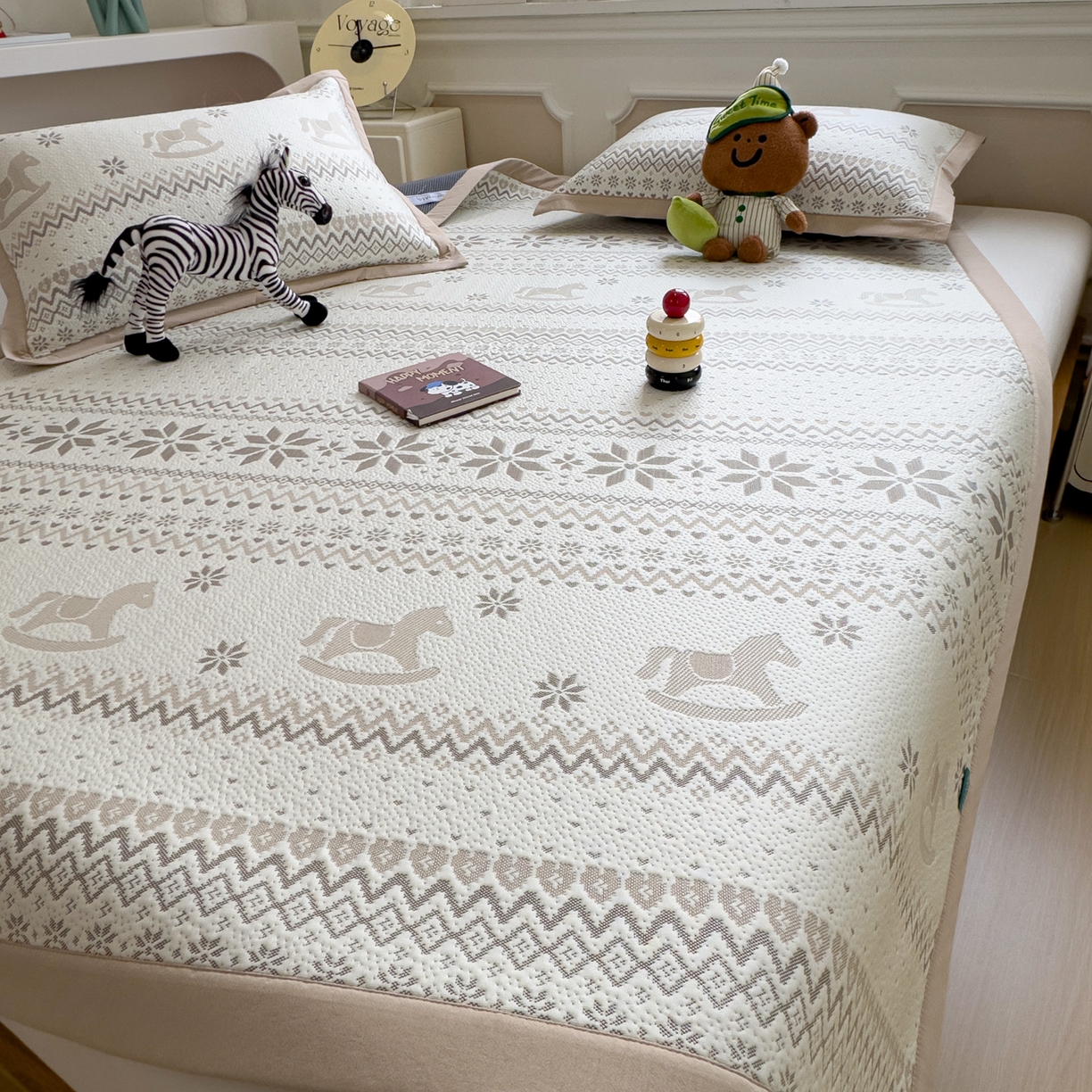 91家纺网 家纺一手货源 找家纺 （总）席世家 2026新款提花冰豆豆凉席（1.5控价不低于159元   1.8控价不低于169元）