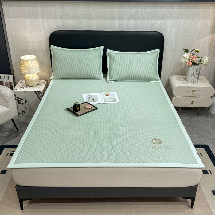 91家纺网 家纺一手货源 找家纺 （总）耐思家纺 2026新款A类复合三明治PE凉感刺绣轻奢简约-凉席款