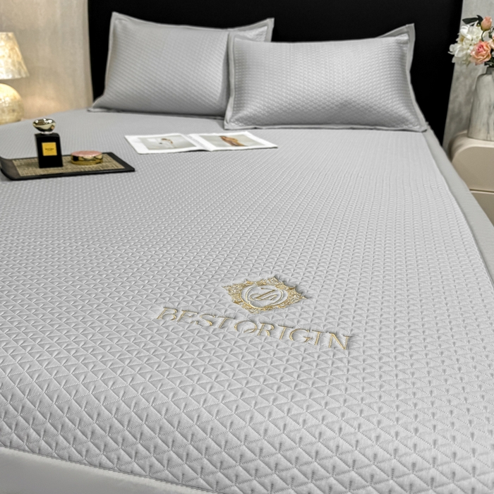 91家纺网 家纺一手货源 找家纺 耐思家纺 2026新款A类复合三明治PE凉感刺绣轻奢简约-凉席款 简约-烟灰-凉席