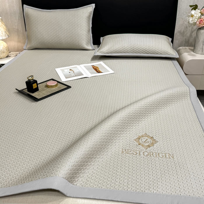 91家纺网 家纺一手货源 找家纺 耐思家纺 2026新款A类复合三明治PE凉感刺绣轻奢简约-凉席款 简约-卡其-凉席