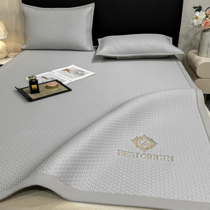 91家纺网 家纺一手货源 找家纺 耐思家纺 2026新款A类复合三明治PE凉感刺绣轻奢简约-凉席款 简约-烟灰-凉席