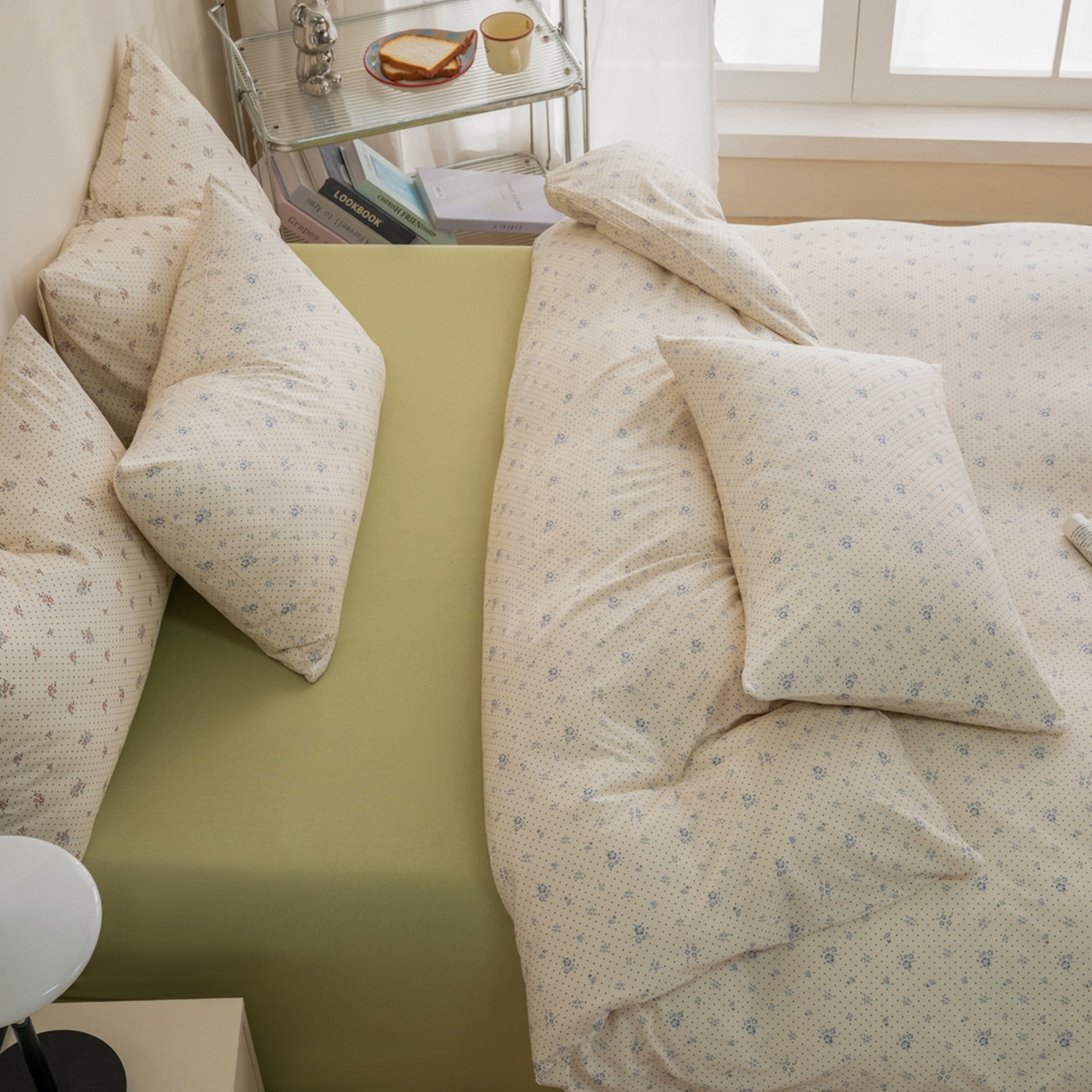 91家纺网 家纺一手货源 找家纺 梦可莱家居 2026春夏新款全棉纯棉针织棉印花小清新可爱Ins风四件套 波点蓝花