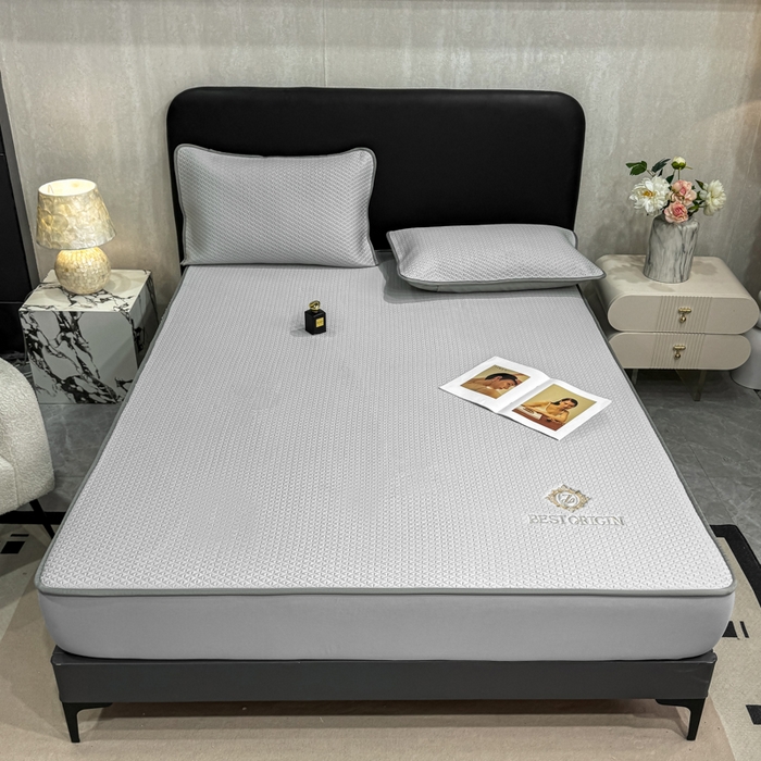 91家纺网 家纺一手货源 找家纺 （总）耐思家纺 2026新款A类复合三明治PE凉感刺绣轻奢简约-床笠款