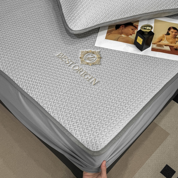 91家纺网 家纺一手货源 找家纺 （总）耐思家纺 2026新款A类复合三明治PE凉感刺绣轻奢简约-床笠款