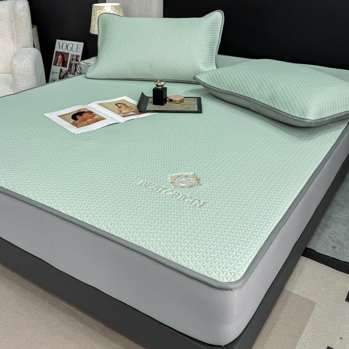 91家纺网 家纺一手货源 找家纺 耐思家纺 2026新款A类复合三明治PE凉感刺绣轻奢简约-床笠款 简约-湖绿-床笠