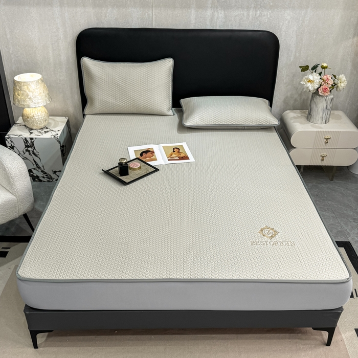 91家纺网 家纺一手货源 找家纺 耐思家纺 2026新款A类复合三明治PE凉感刺绣轻奢简约-床笠款 简约-卡其-床笠