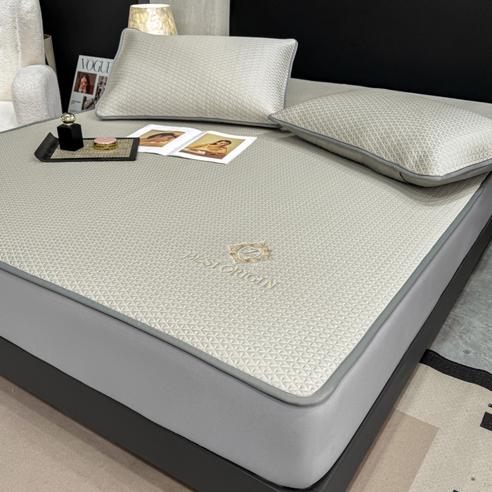 91家纺网 家纺一手货源 找家纺 耐思家纺 2026新款A类复合三明治PE凉感刺绣轻奢简约-床笠款 简约-卡其-床笠