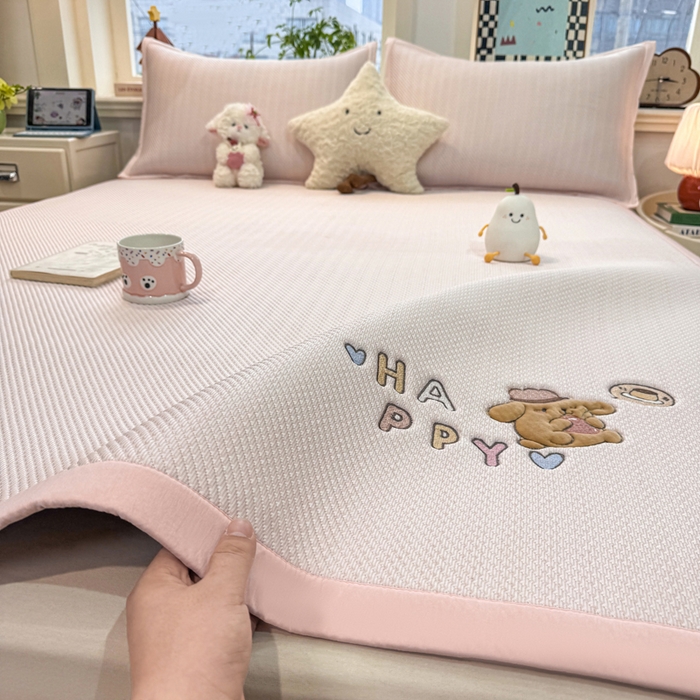 耐思家纺 2026新款A类复合三明治PE凉感卡通刺绣Happy熊-凉席款 Happy熊-粉色