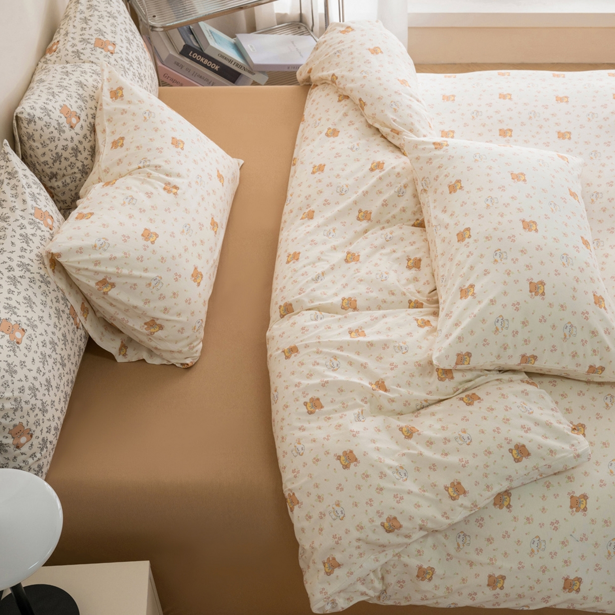 91家纺网 家纺一手货源 找家纺 梦可莱家居 2026春夏新款全棉纯棉针织棉印花小清新可爱Ins风四件套 比熊