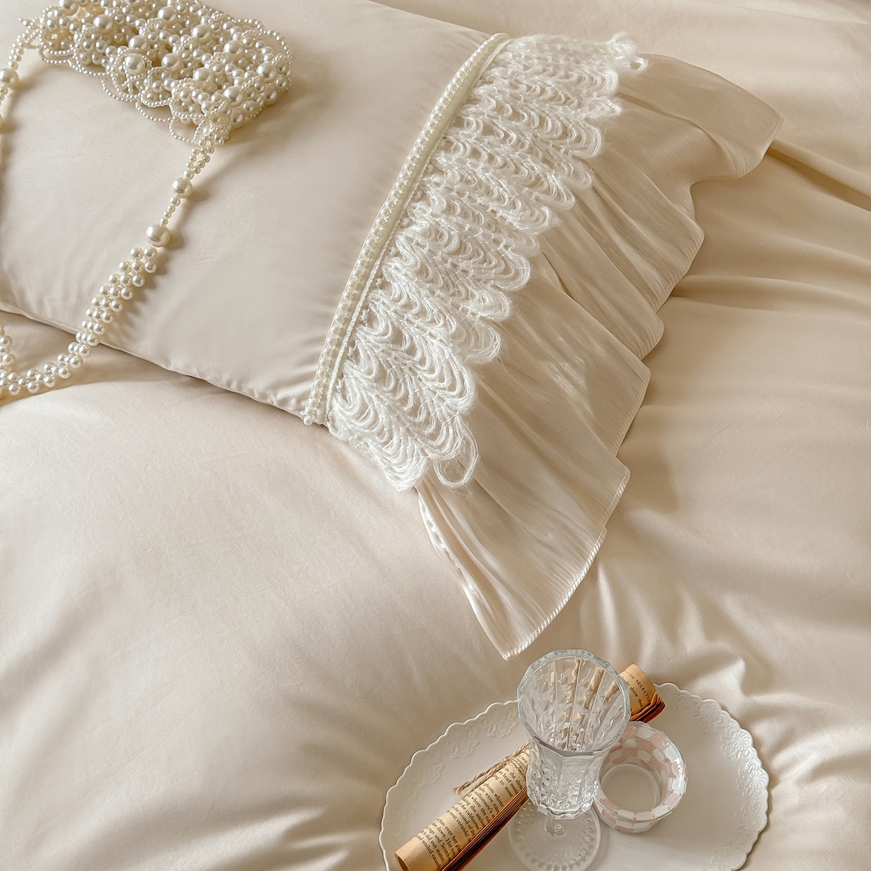 91家纺网 家纺一手货源 找家纺 惯盈家纺 2026新款法式公主风珍珠蕾丝斜纹全棉四件套-Lucy露西（含买家秀） 奶灰