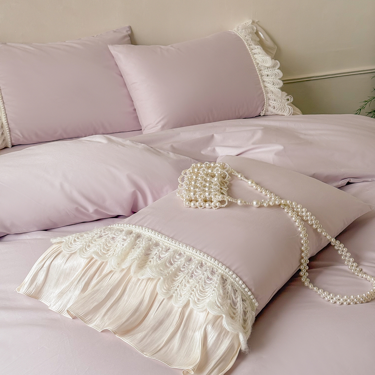 91家纺网 家纺一手货源 找家纺 惯盈家纺 2026新款法式公主风珍珠蕾丝斜纹全棉四件套-Lucy露西（含买家秀） 浅紫