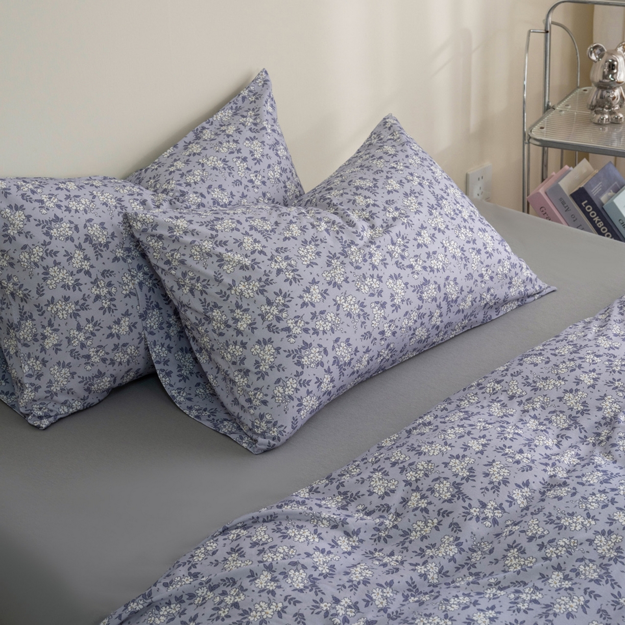 91家纺网 家纺一手货源 找家纺 梦可莱家居 2026春夏新款全棉纯棉针织棉印花小清新可爱Ins风四件套 丁香花