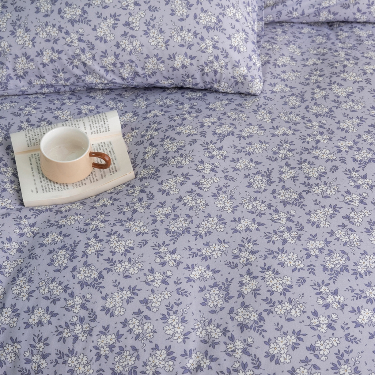 91家纺网 家纺一手货源 找家纺 梦可莱家居 2026春夏新款全棉纯棉针织棉印花小清新可爱Ins风四件套 丁香花