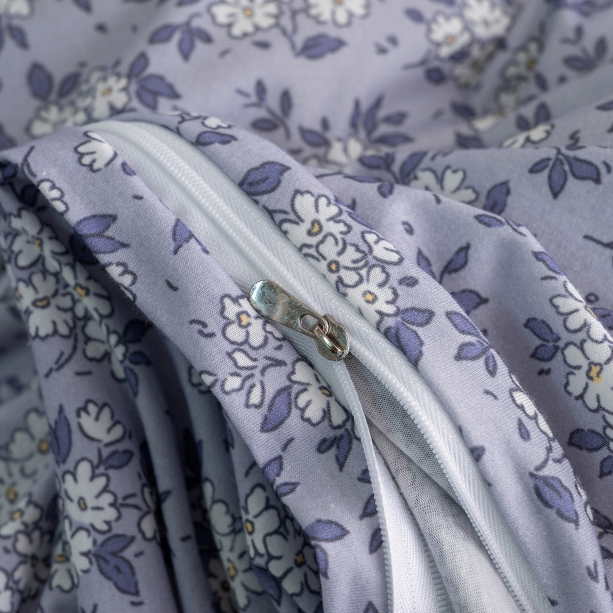 91家纺网 家纺一手货源 找家纺 梦可莱家居 2026春夏新款全棉纯棉针织棉印花小清新可爱Ins风四件套 丁香花