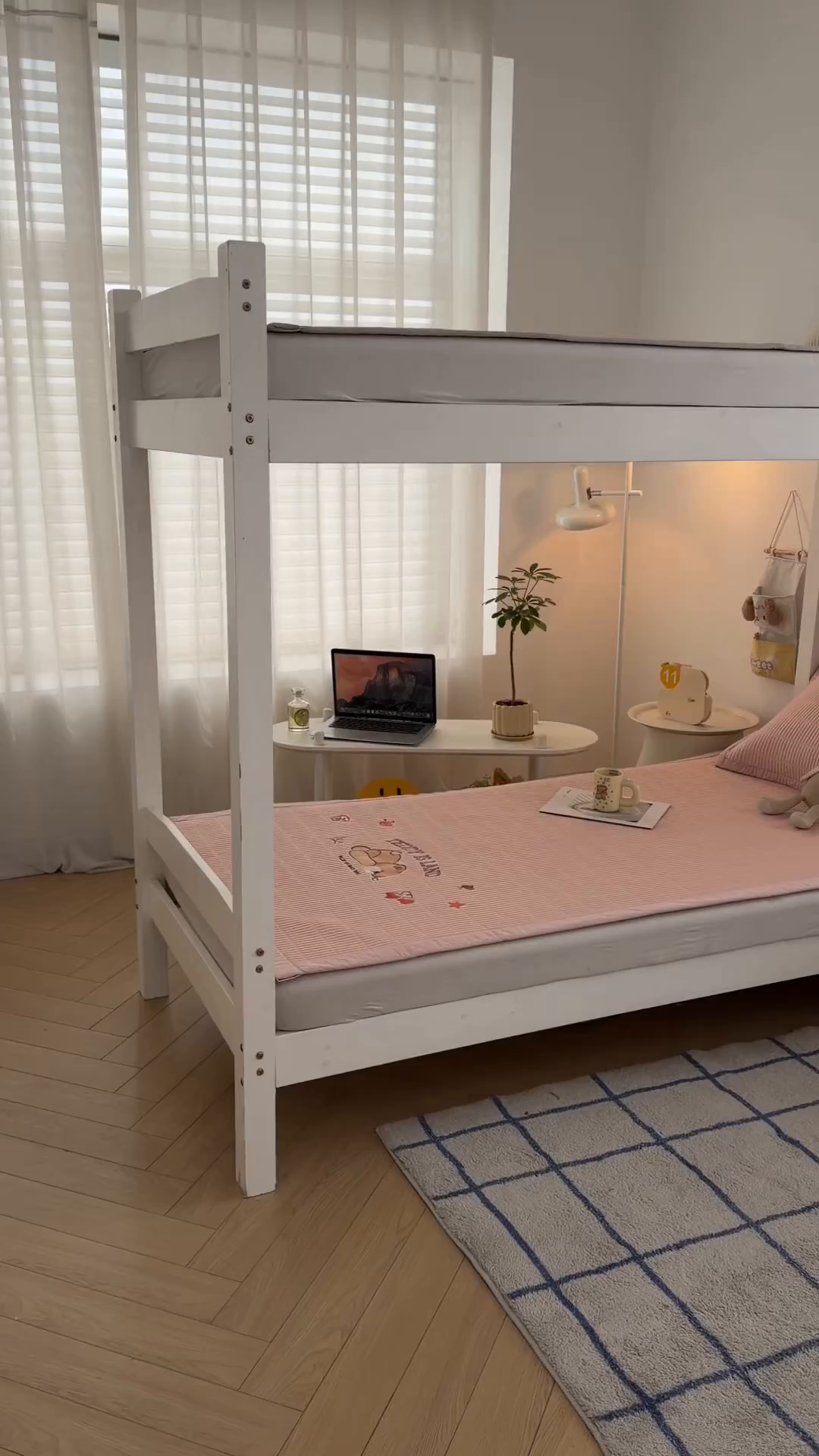 91家纺网 家纺一手货源 找家纺 （总）耐思家纺 2026新款A类高端刺绣pe乙纶豆豆凉席泰迪爱兰系列正版授权（提供买家秀）