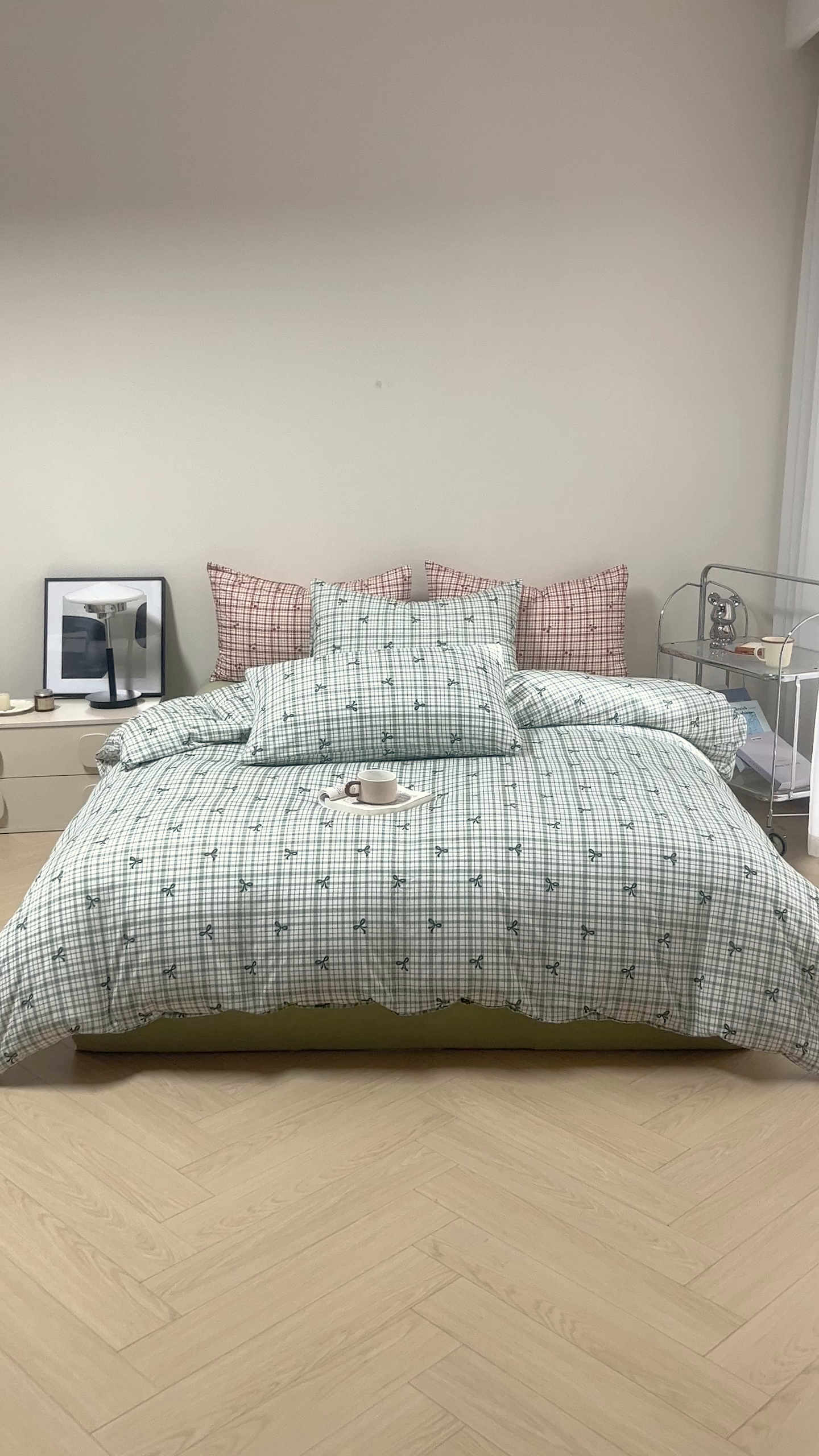 91家纺网 家纺一手货源 找家纺 梦可莱家居 2026春夏新款全棉纯棉针织棉印花小清新可爱Ins风四件套 格子蝴蝶