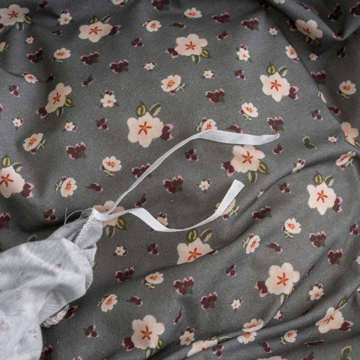 91家纺网 家纺一手货源 找家纺 梦可莱家居 2026春夏新款全棉纯棉针织棉印花小清新可爱Ins风四件套 腊梅