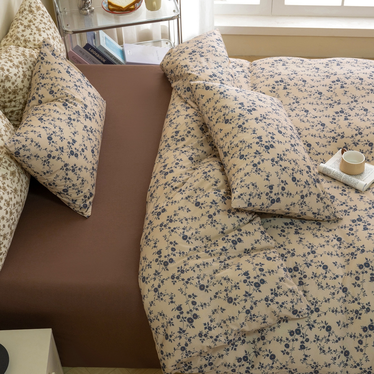 91家纺网 家纺一手货源 找家纺 梦可莱家居 2026春夏新款全棉纯棉针织棉印花小清新可爱Ins风四件套 蓝花藤