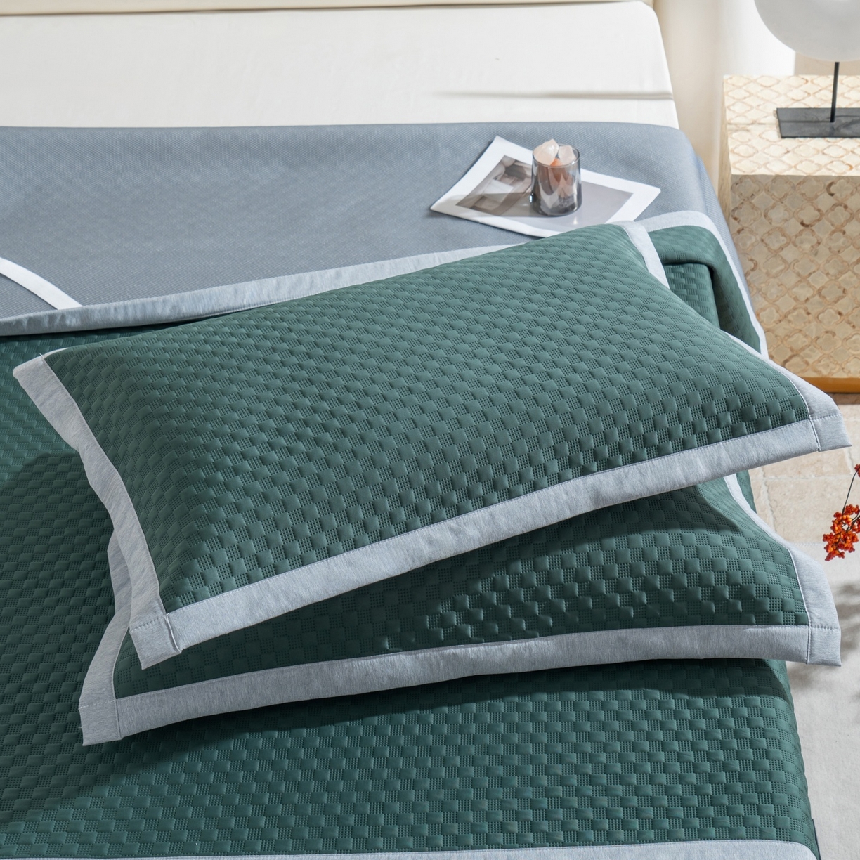 91家纺网 家纺一手货源 找家纺 凌云家纺 2026新款锦纶冰丝凉席枕套 锦纶冰格枕套-墨绿