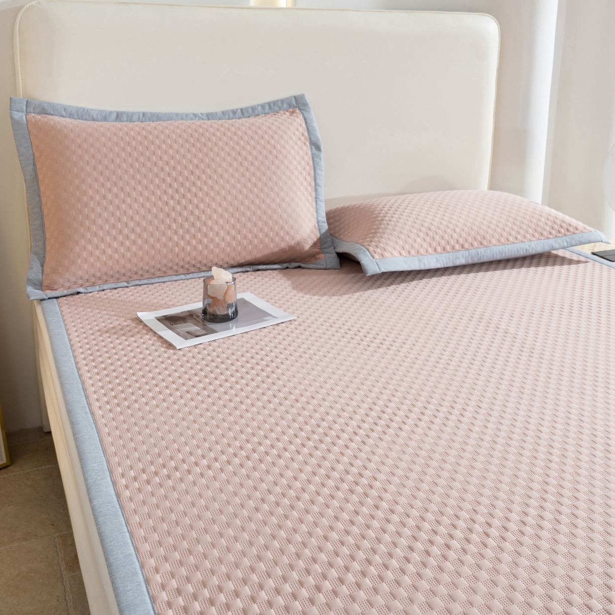 91家纺网 家纺一手货源 找家纺 凌云家纺 2026新款锦纶冰丝凉席枕套 锦纶冰格枕套-裸粉