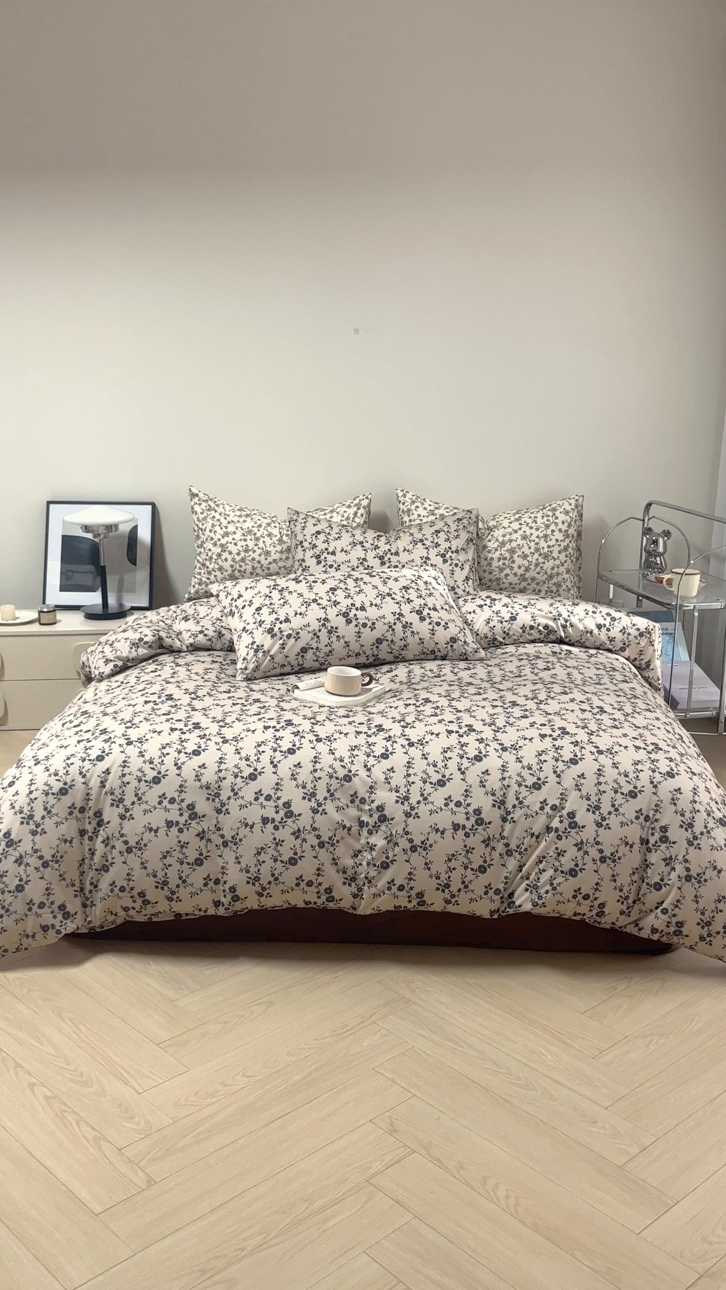 91家纺网 家纺一手货源 找家纺 梦可莱家居 2026春夏新款全棉纯棉针织棉印花小清新可爱Ins风四件套 蓝花藤