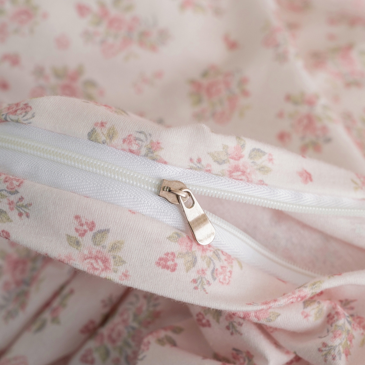 91家纺网 家纺一手货源 找家纺 梦可莱家居 2026春夏新款全棉纯棉针织棉印花小清新可爱Ins风四件套 露丝