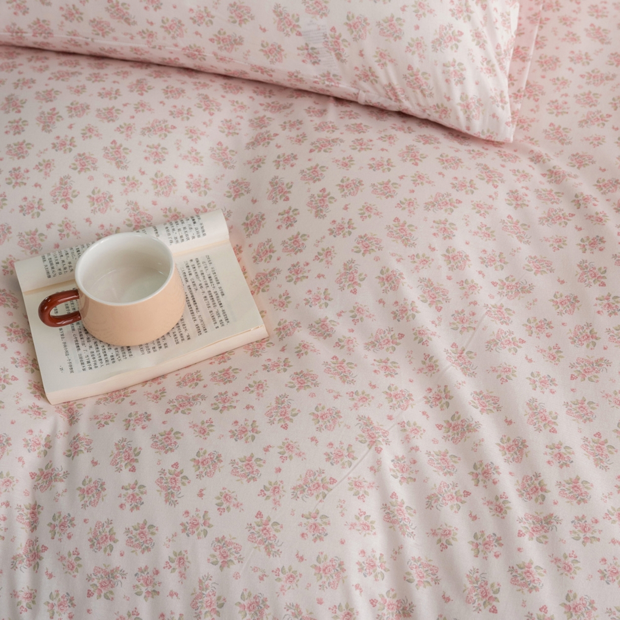 91家纺网 家纺一手货源 找家纺 梦可莱家居 2026春夏新款全棉纯棉针织棉印花小清新可爱Ins风四件套 露丝