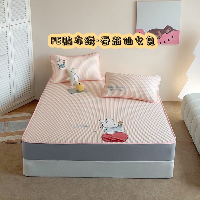 91家纺网 家纺一手货源 找家纺 （总）桃子家居 2026新款A类PE凉感卡通贴布绣高端工艺空调软席床席床笠凉席三件套