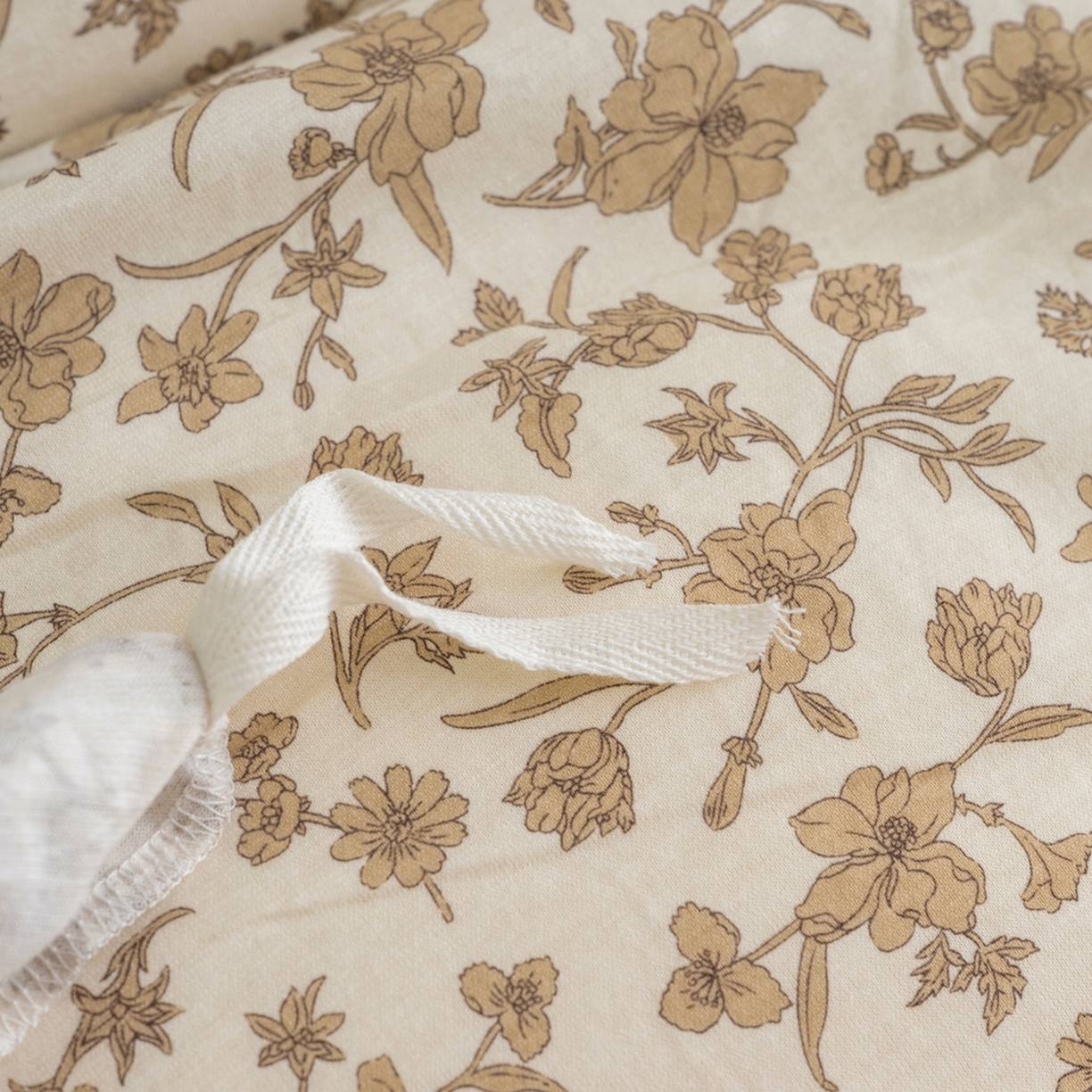 91家纺网 家纺一手货源 找家纺 梦可莱家居 2026春夏新款全棉纯棉针织棉印花小清新可爱Ins风四件套 秋天咖