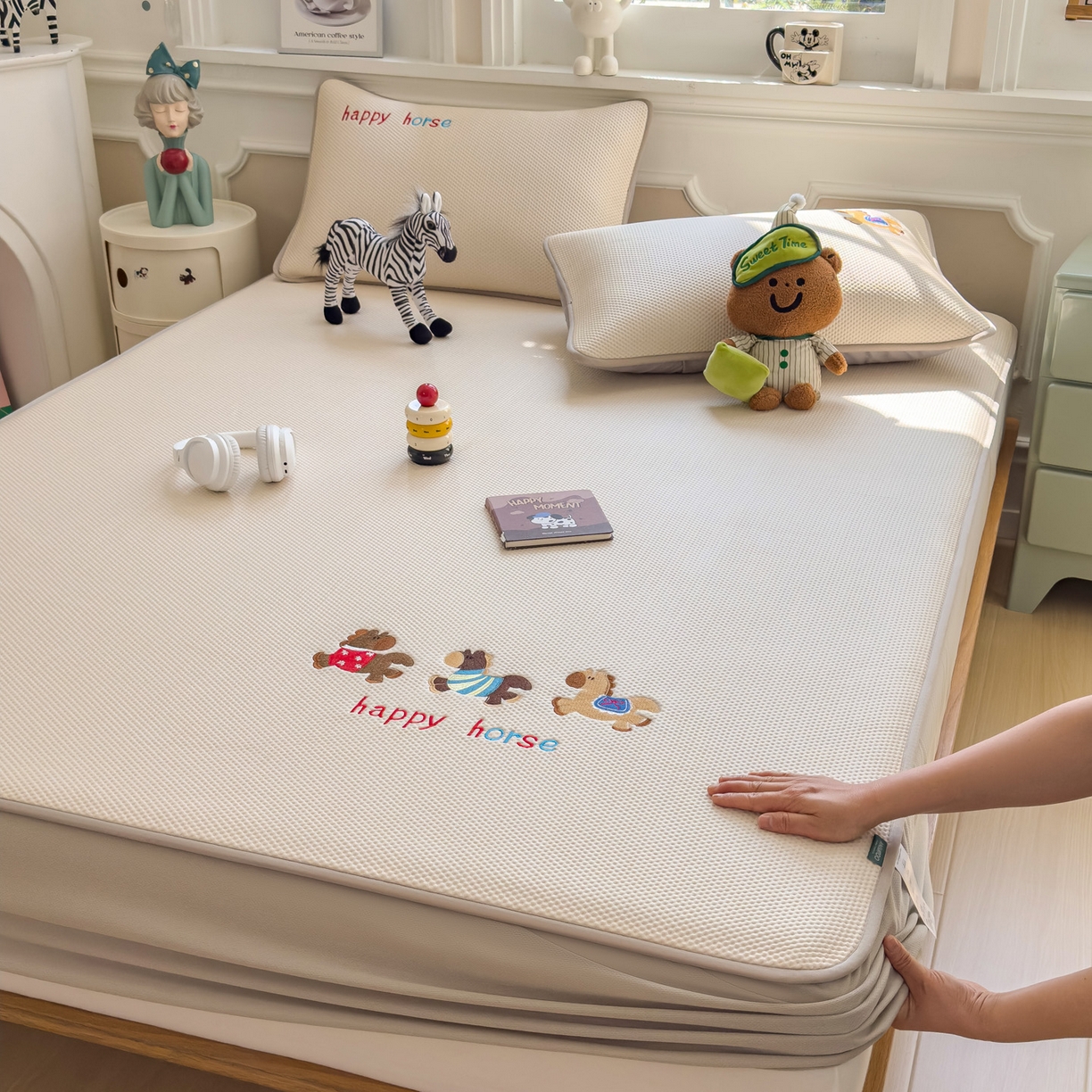 91家纺网 家纺一手货源 找家纺 （总）席世家 2026新款豆豆绣花凉席（1.5m控价不低于159元）