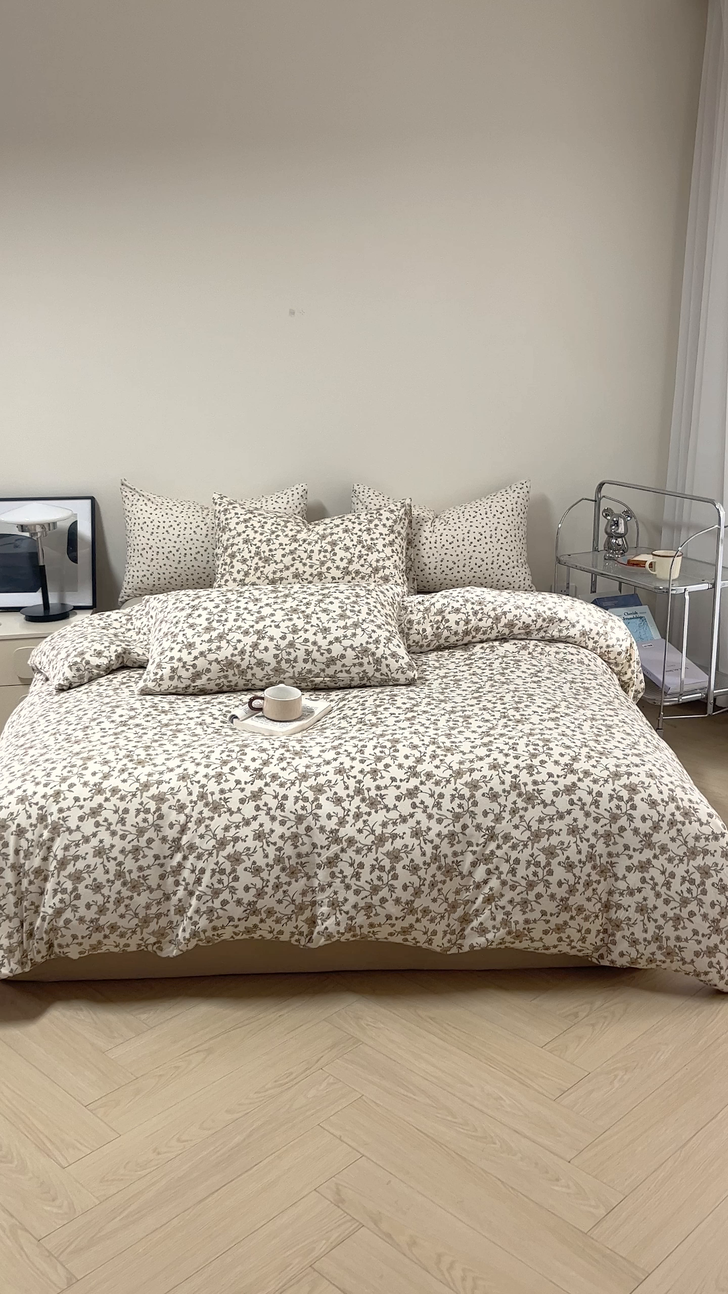 91家纺网 家纺一手货源 找家纺 梦可莱家居 2026春夏新款全棉纯棉针织棉印花小清新可爱Ins风四件套 秋天咖