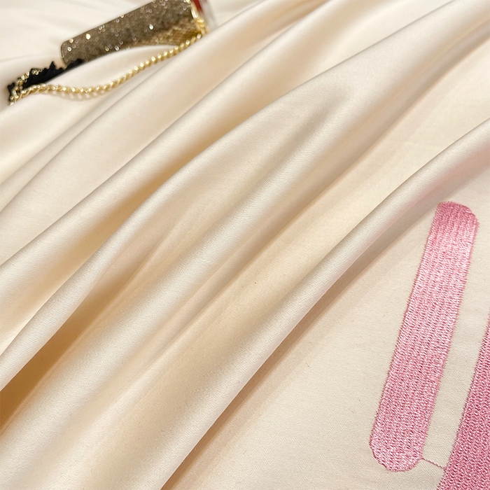 91家纺网 家纺一手货源 找家纺 甜咪咪婚庆 2026新款长绒棉全棉绣花结婚婚庆四件套多件套床单款 嫁给我