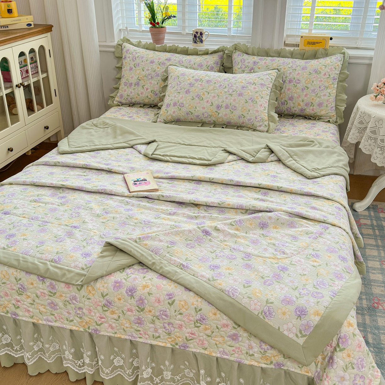 91家纺网 家纺一手货源 找家纺 雅眠居 2026直播爆款双层蕾丝花边夏被款床盖款四件套 花海