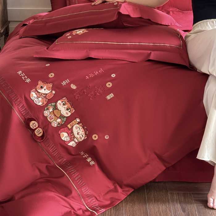 91家纺网 家纺一手货源 找家纺 甜咪咪婚庆 2026新款长绒棉全棉绣花结婚婚庆四件套多件套床单款 招财猫