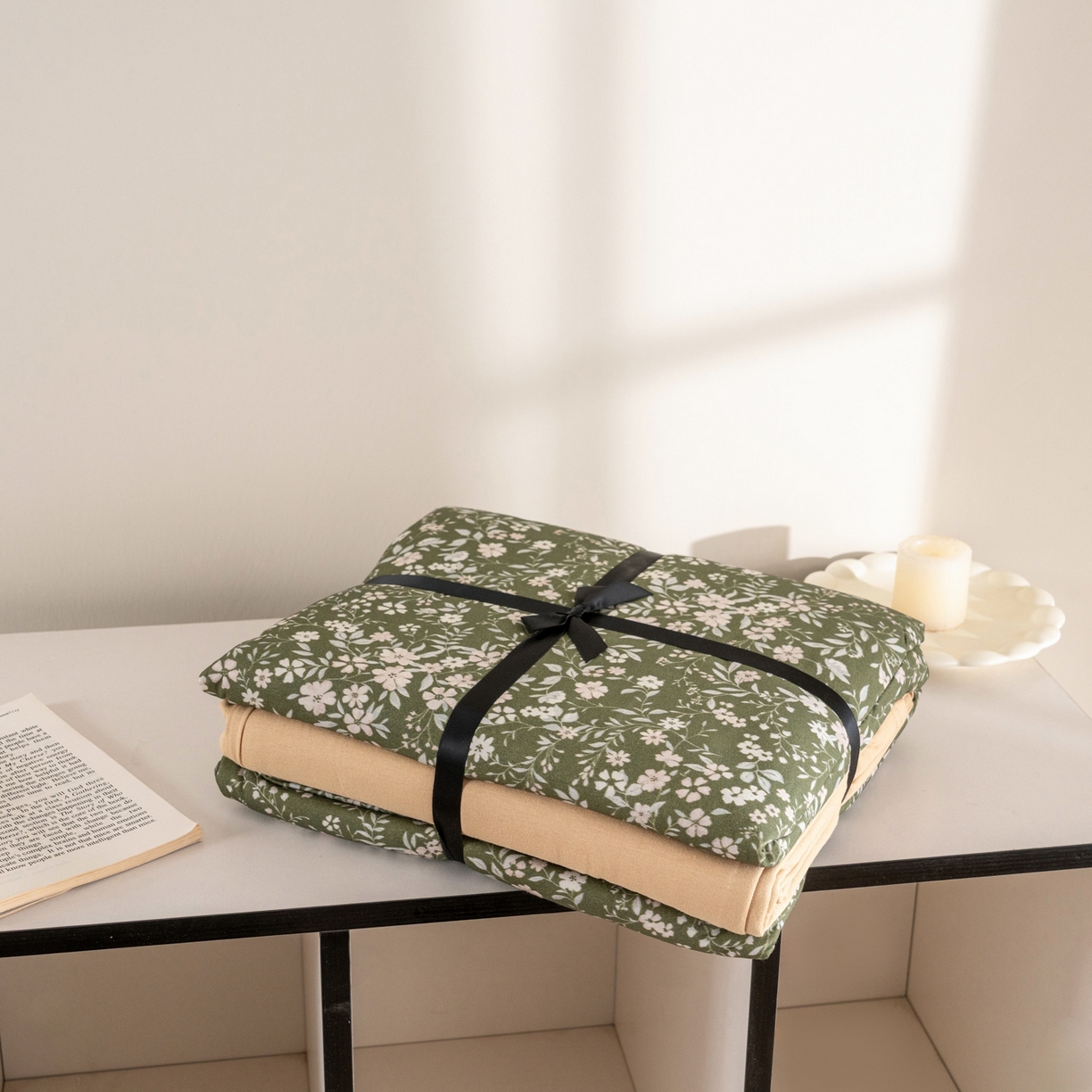 91家纺网 家纺一手货源 找家纺 梦可莱家居 2026春夏新款全棉纯棉针织棉印花小清新可爱Ins风四件套 杉叶