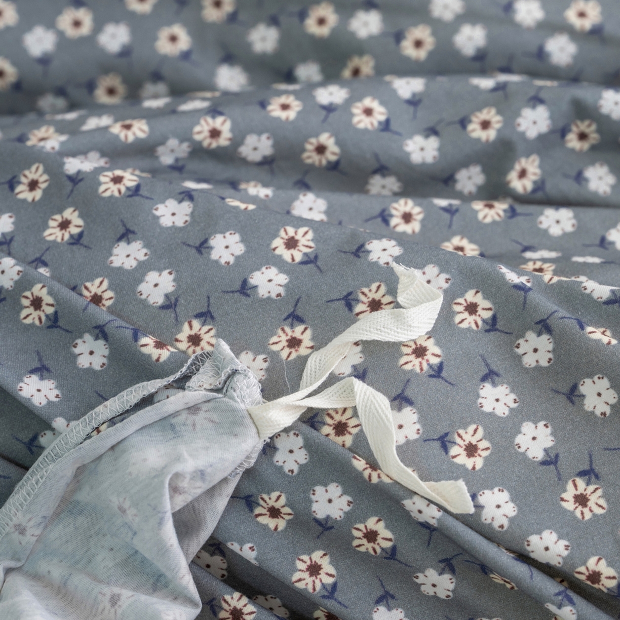 91家纺网 家纺一手货源 找家纺 梦可莱家居 2026春夏新款全棉纯棉针织棉印花小清新可爱Ins风四件套 太阳花