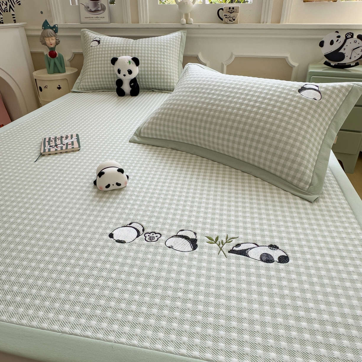 91家纺网 家纺一手货源 找家纺 （总）席世家 2026新款豆豆绣花凉席（1.5m控价不低于159元）