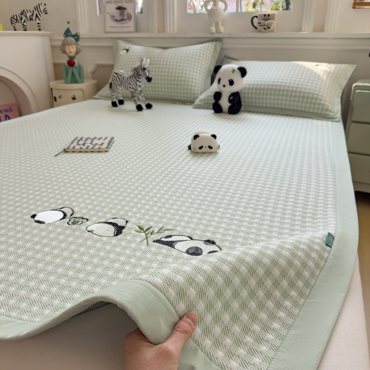 91家纺网 家纺一手货源 找家纺 （总）席世家 2026新款豆豆绣花凉席（1.5m控价不低于159元）