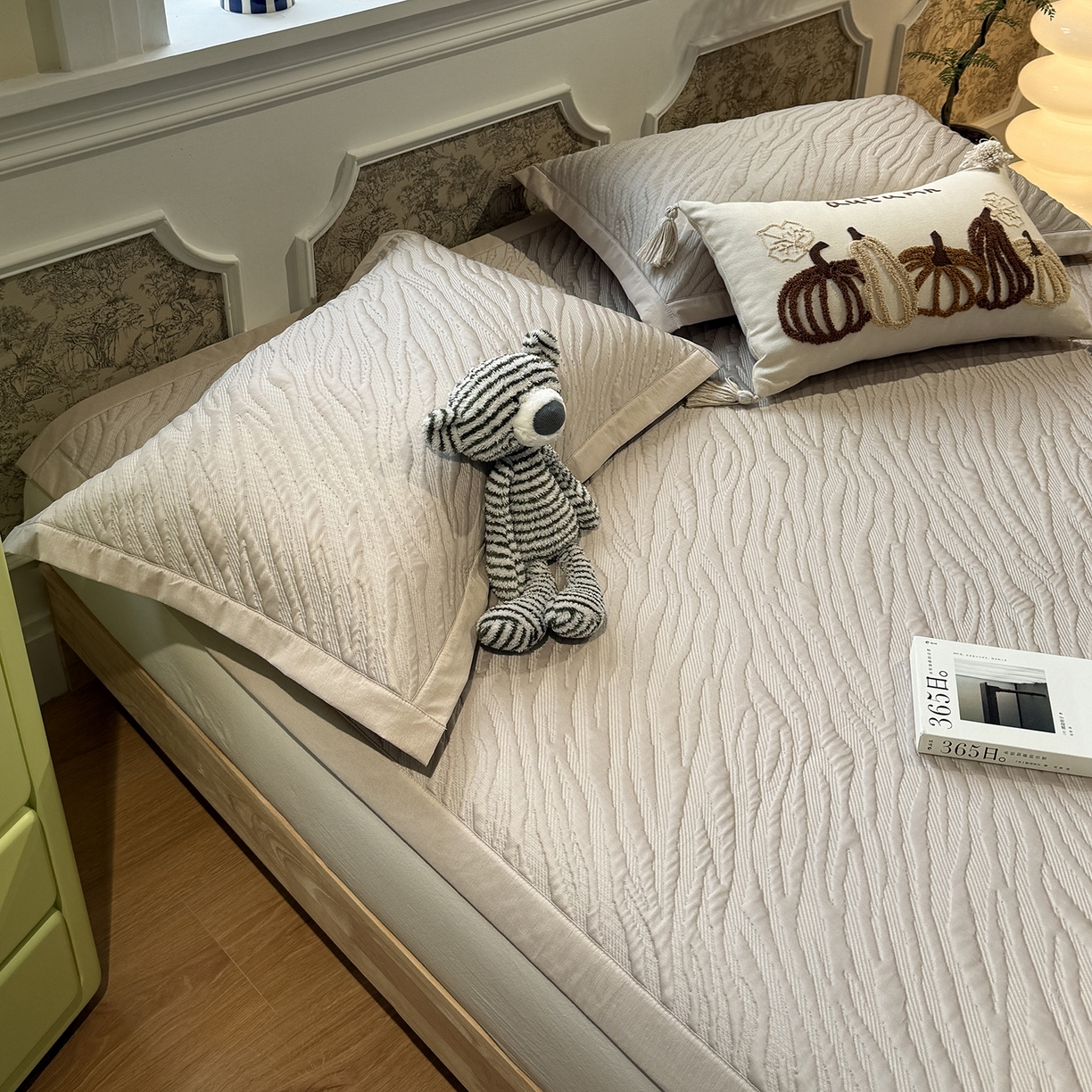 91家纺网 家纺一手货源 找家纺 （总）Sweet dreams甜梦 2026新款夏款A类提花乙纶PE豆豆凉席