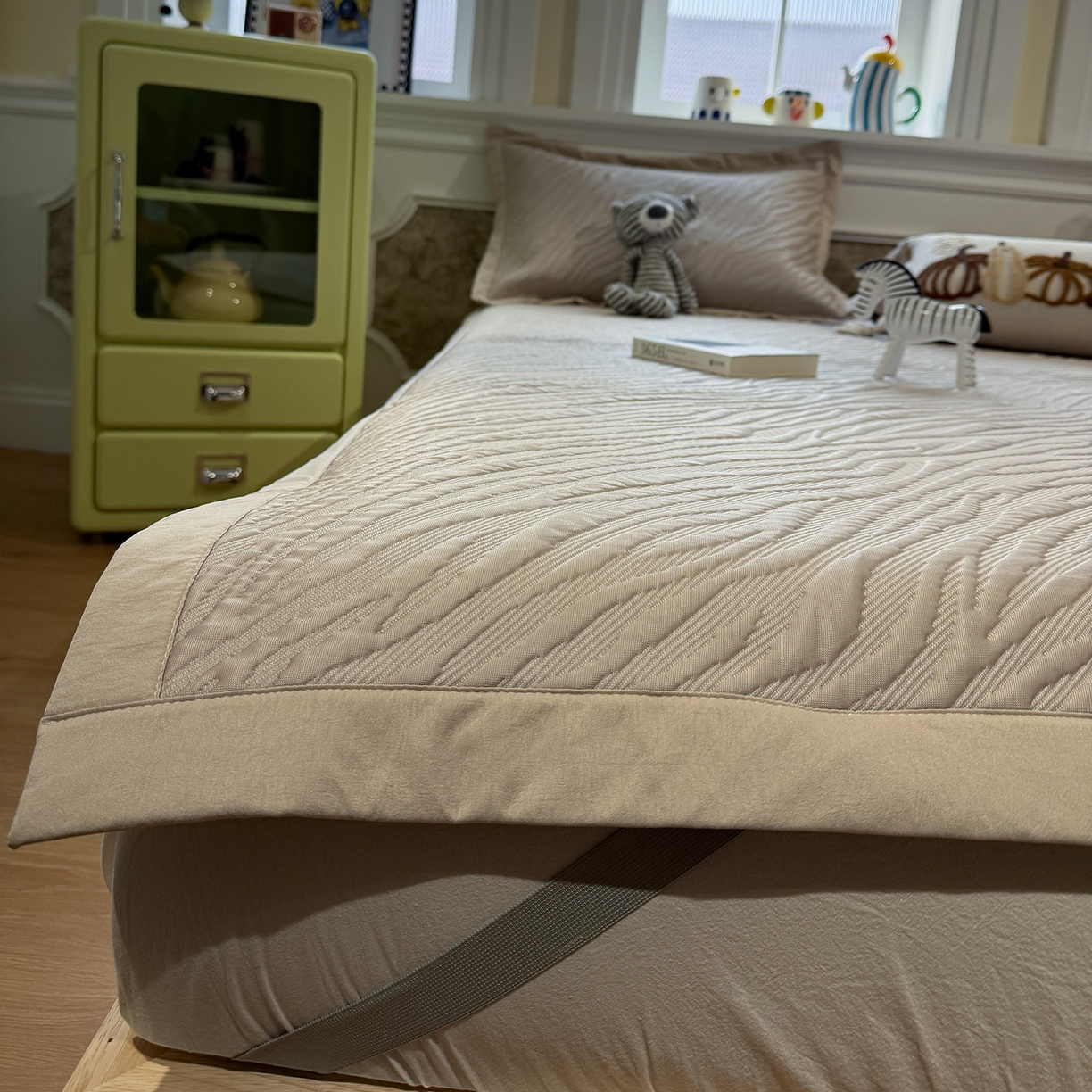 91家纺网 家纺一手货源 找家纺 （总）Sweet dreams甜梦 2026新款夏款A类提花乙纶PE豆豆凉席