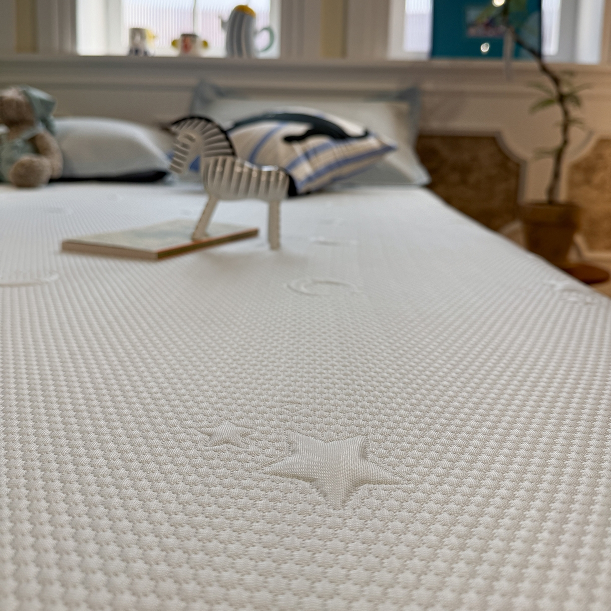 91家纺网 家纺一手货源 找家纺 Sweet dreams甜梦 2026新款夏款A类提花乙纶PE豆豆凉席 星月蓝