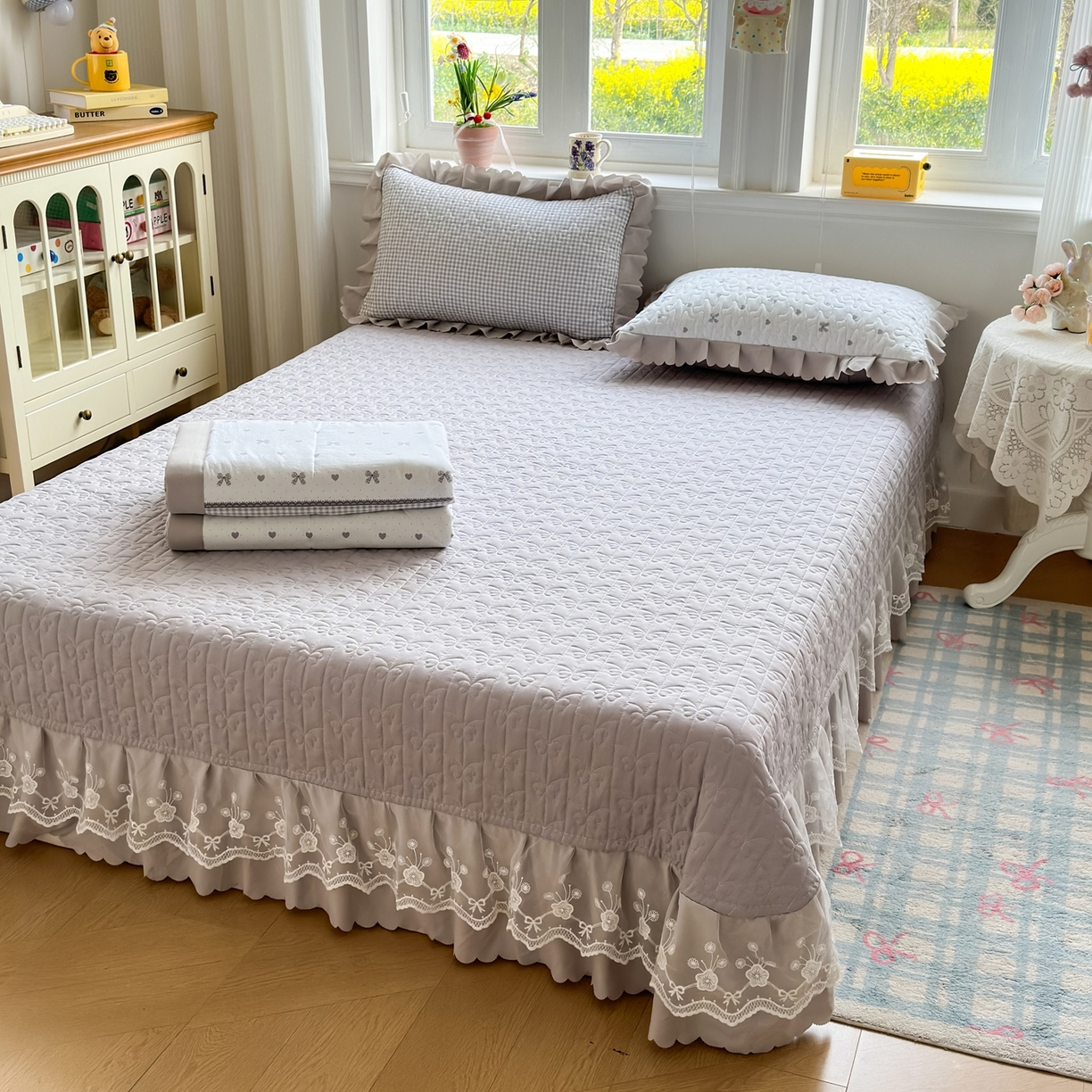 91家纺网 家纺一手货源 找家纺 雅眠居 2026直播爆款双层蕾丝花边夏被款床盖款四件套 AB版-彩格灰